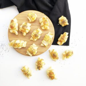 mini-croissants-saucisse-et-moutarde